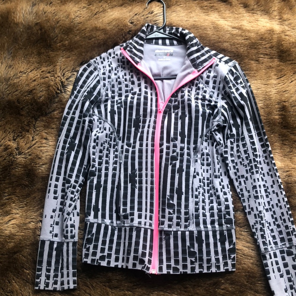 Classic sports activewear size small